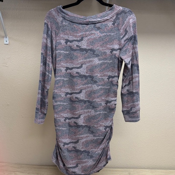 Market and Spruce Paulson Maternity Brushed Knit Top - S - Picture 2 of 5